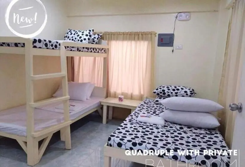 スタンダード4人部屋, Jmp Hostel