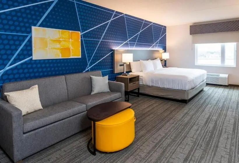 キングサイズベッドのスイートルーム, Comfort Inn & Suites Bradford