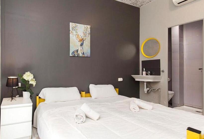 اتاق استاندارد, Heylola! Hostel