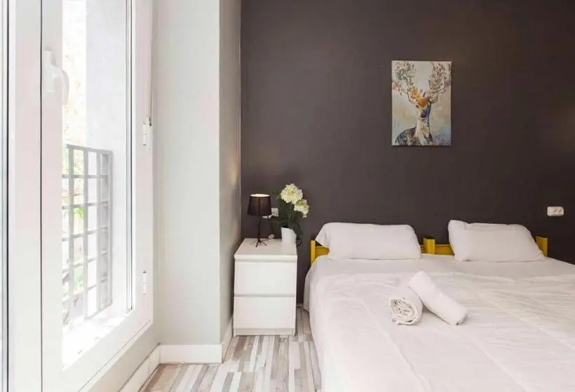 اتاق استاندارد, Heylola! Hostel