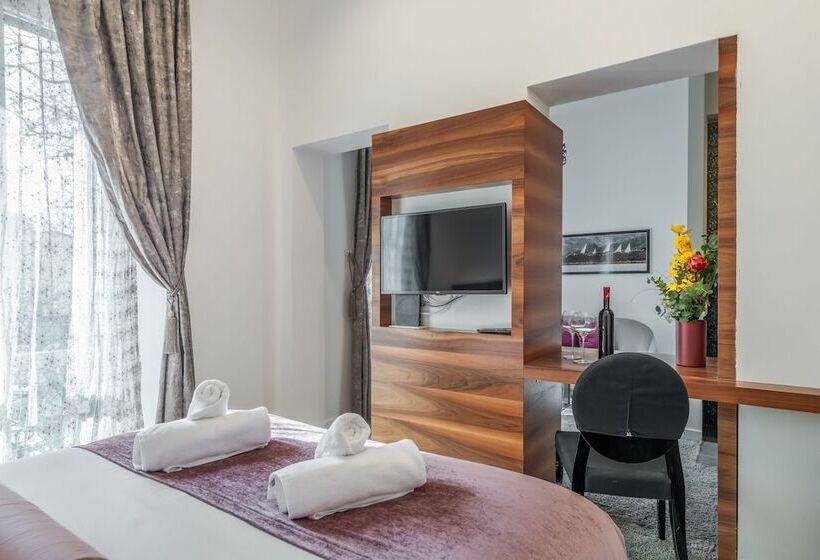 豪华套房, Starlight Luxury Suites