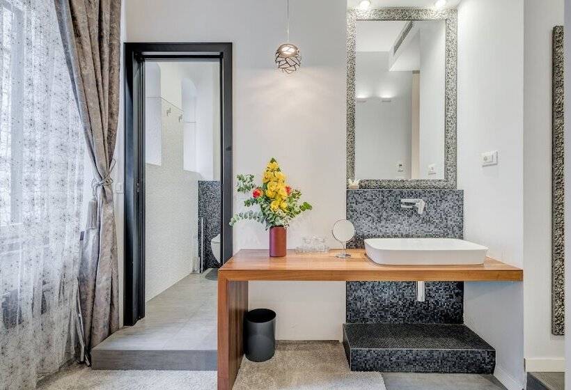 标准间, Starlight Luxury Suites