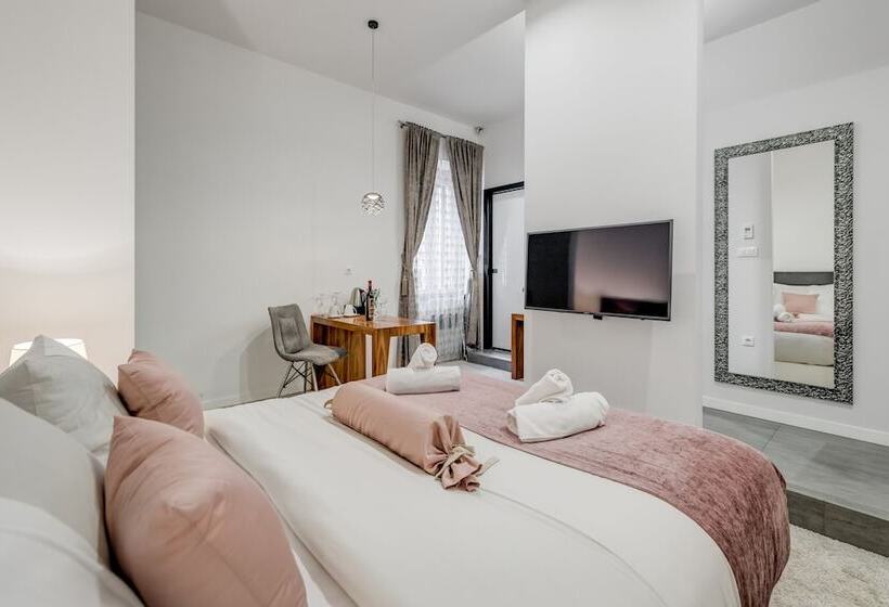 标准间, Starlight Luxury Suites