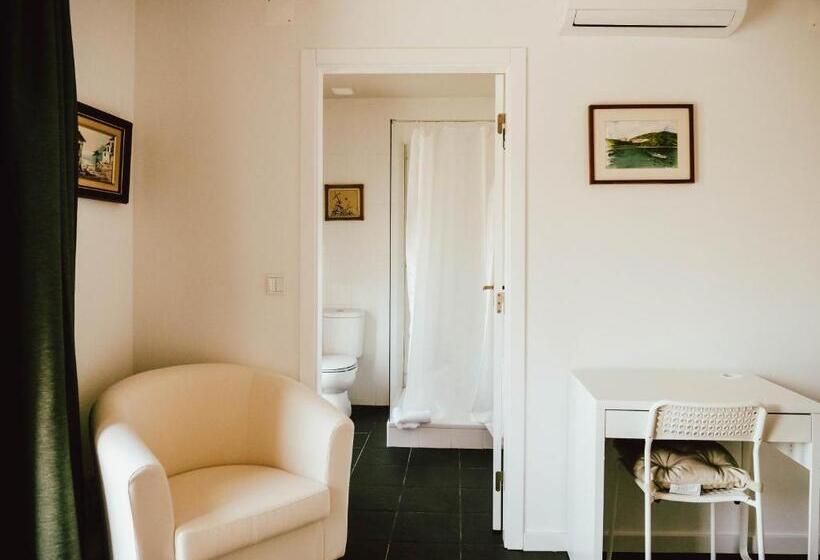 اتاق لوکس با بالکن و چشمانداز دریا, Casa Das Barcas