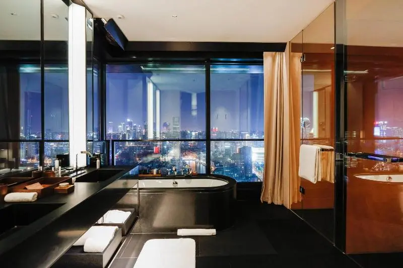 Superior Room City View