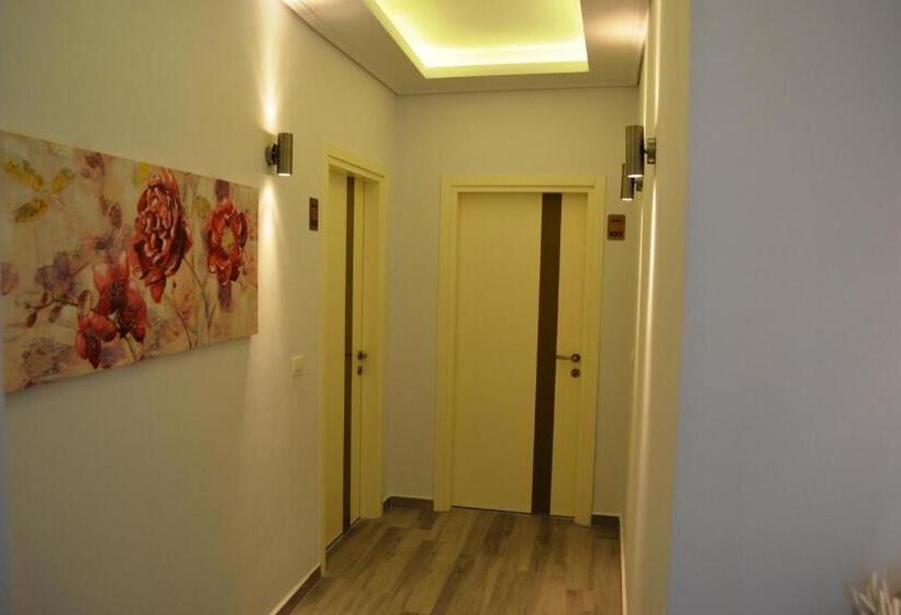 اتاق لوکس با بالکن و چشمانداز دریا, Cava Boutique