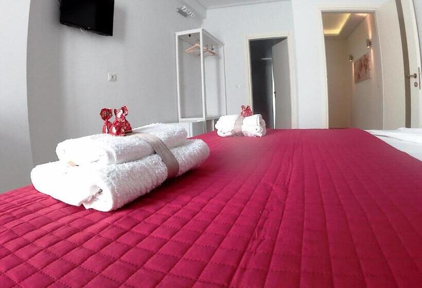 اتاق لوکس با بالکن, Cava Boutique