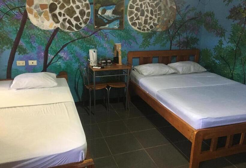 غرفة قياسية, Hostalito El Greco