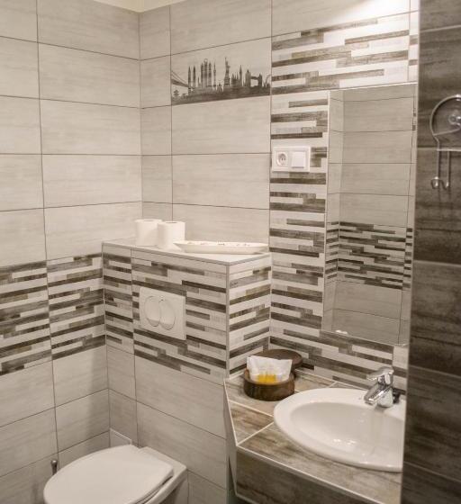 高级大房间, Petra