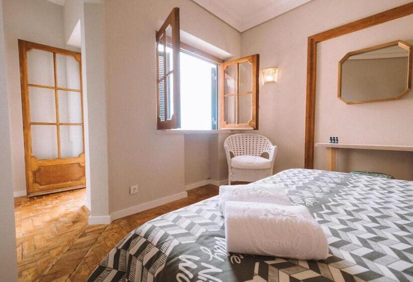 غرفة قياسية حمام مشترك, Nice Way Cascais Hostel & Surf Camp