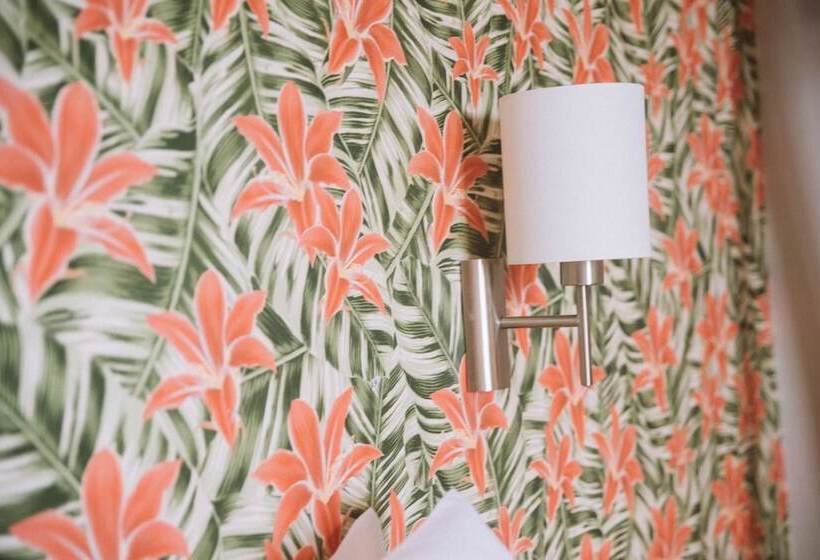 غرفة سوبيريور ذات إطلالة, Nice Way Cascais Hostel & Surf Camp