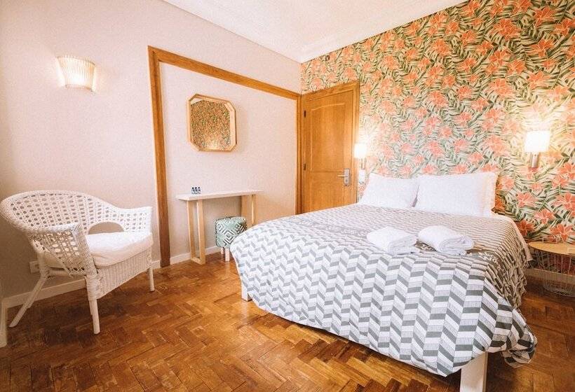 غرفة سوبيريور ذات إطلالة, Nice Way Cascais Hostel & Surf Camp