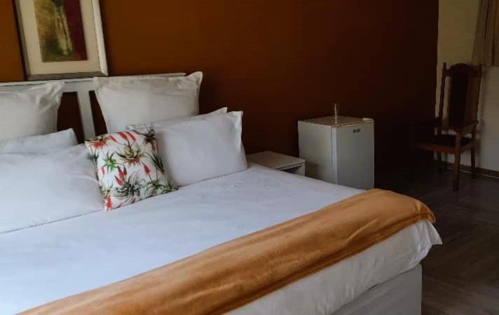 اتاق لوکس, Tshulu Tsha Nabe B&b