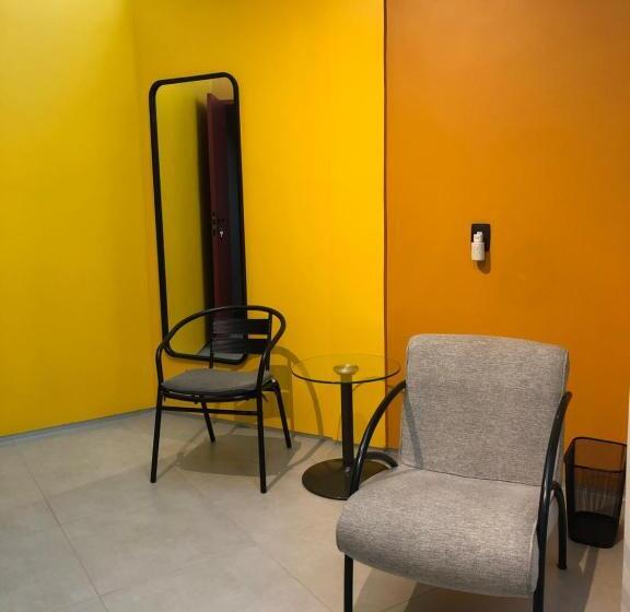 Четырехместный Номер Стандарт, Artsy Vitoria Hostel