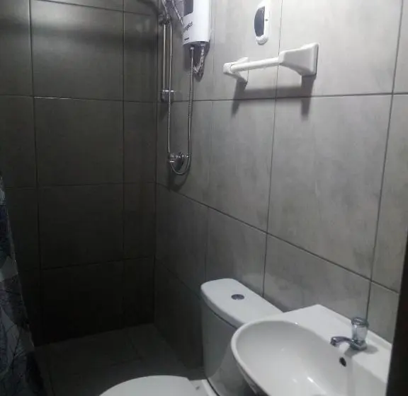 اتاق استاندارد, Sunset Hostel Airport
