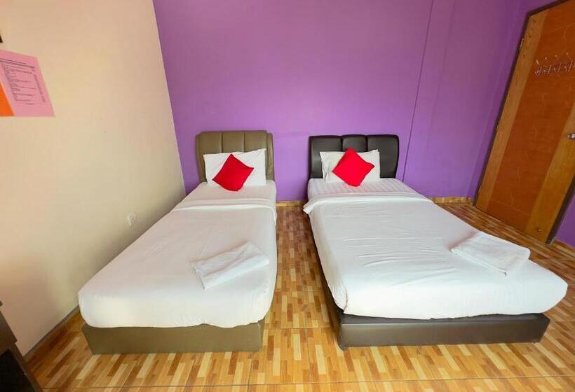 Quarto standard, Borneo Inn