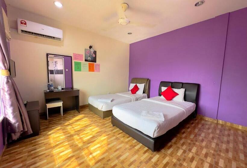 Quarto standard, Borneo Inn