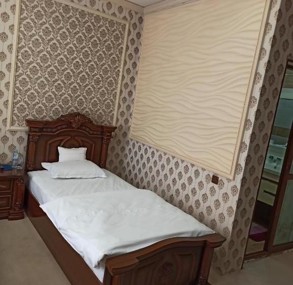 اتاق استاندارد یک نفره, Karavan