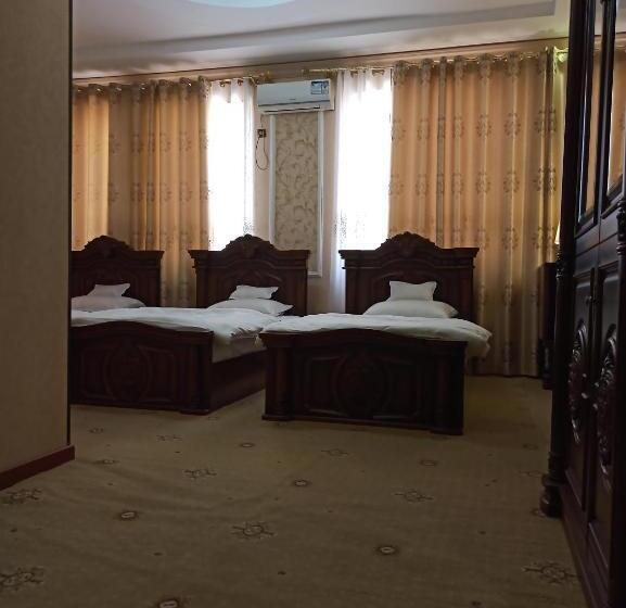 اتاق استاندارد سه نفره, Karavan