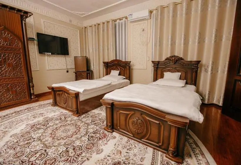 سوییت خانوادگی, Karavan