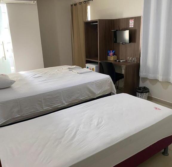 Номер Стандарт Трехместный, Seller