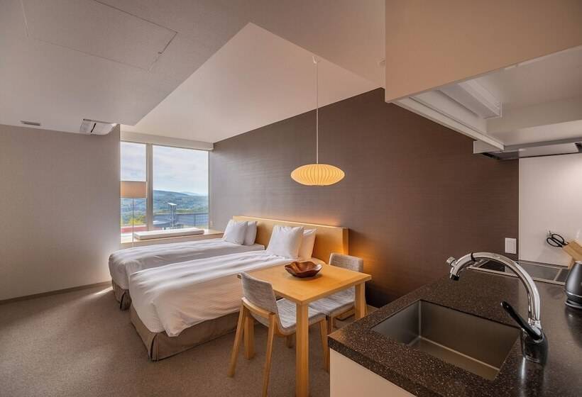 スタンダードスタジオ, The Maples Niseko