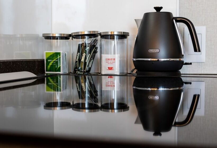 스탠다드 스튜디오, The Maples Niseko