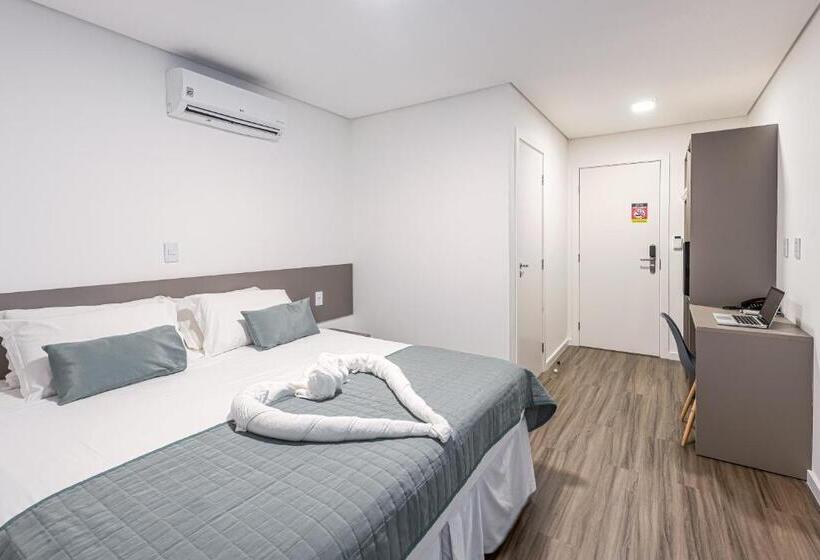 带大床的豪华间, Prime Hotel Ponta Porã