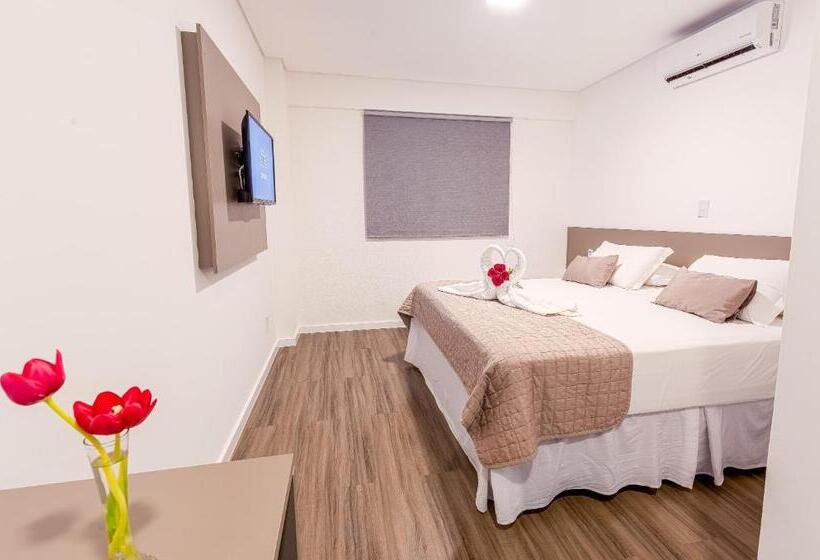 家庭间, Prime Hotel Ponta Porã