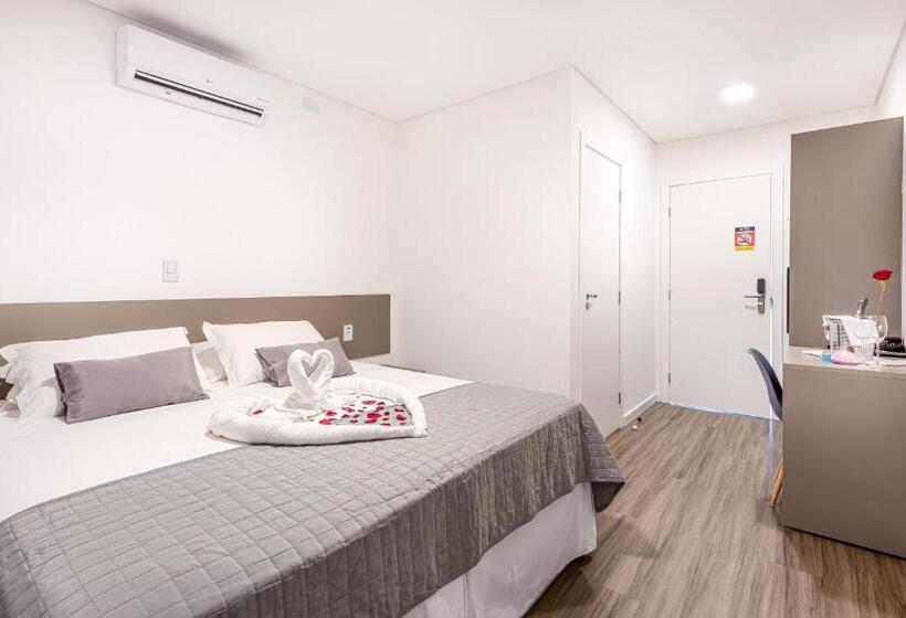 带大床的豪华间, Prime Hotel Ponta Porã