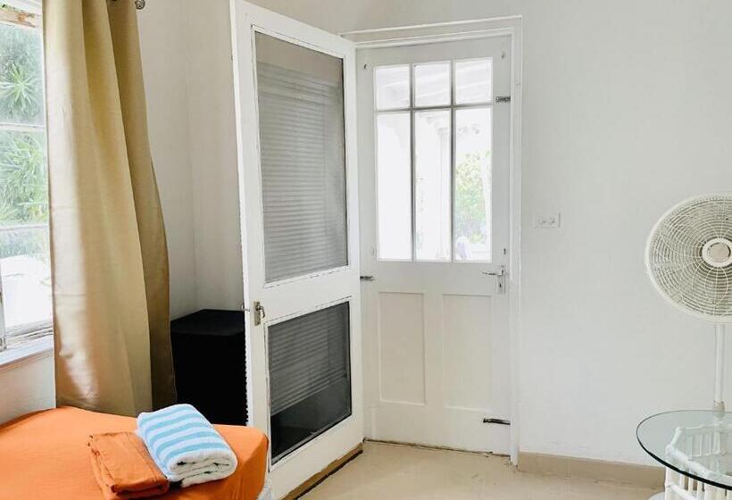 اتاق استاندارد یک نفره, Hillcrest