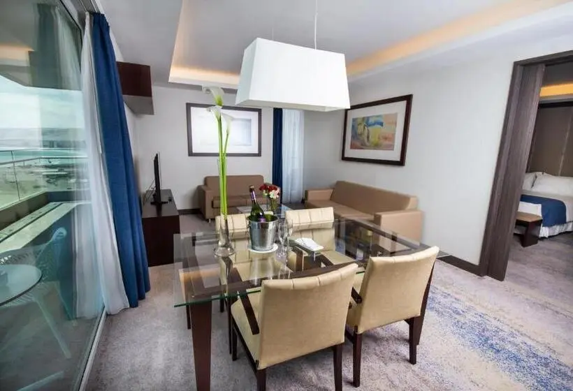 سوییت سوپریور, Antay Hotel & Spa