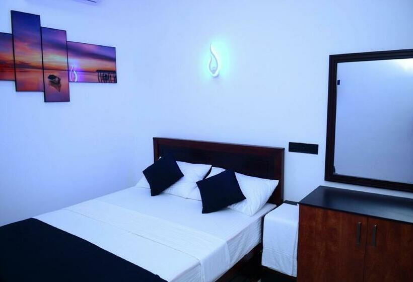 스탠다드 룸, Liyonaa Beach