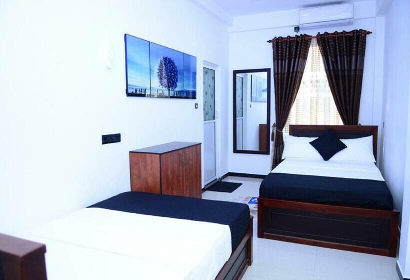 스탠다드 룸, Liyonaa Beach