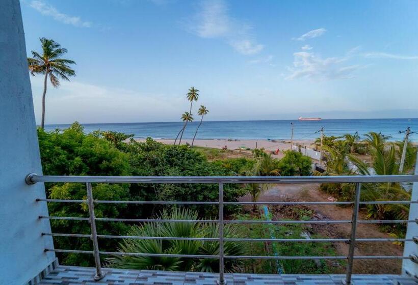 디럭스 테라스 룸 바다 전망, Liyonaa Beach