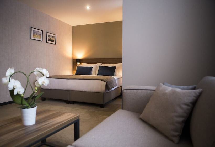 اتاق لوکس, A Hoteli   Hotel Slatina