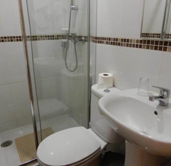 غرفة قياسية ثلاثية, Guesthouse Coimbra City