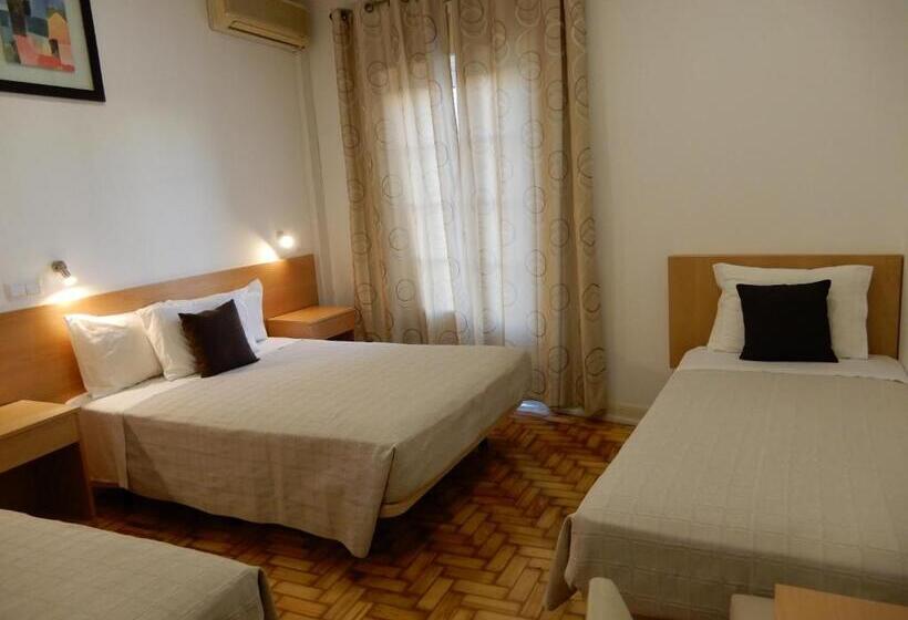 غرفة عائلية, Guesthouse Coimbra City