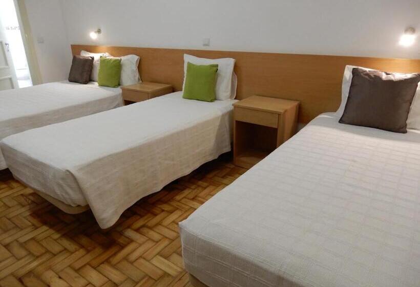 غرفة عائلية, Guesthouse Coimbra City