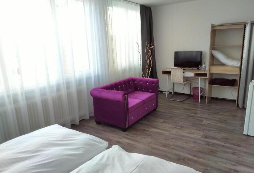 Business rum, Atelier Guesthouse