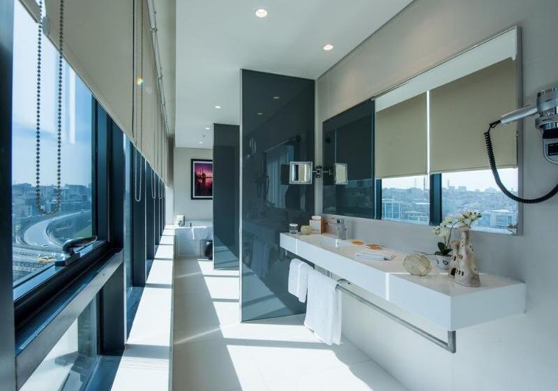 スイート, Centro Westside By Rotana