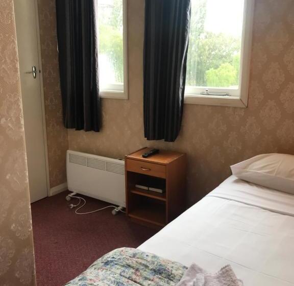 اتاق استاندارد, Criterion Club