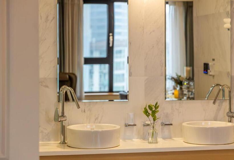 חדר דלוקס, Jk Blossom