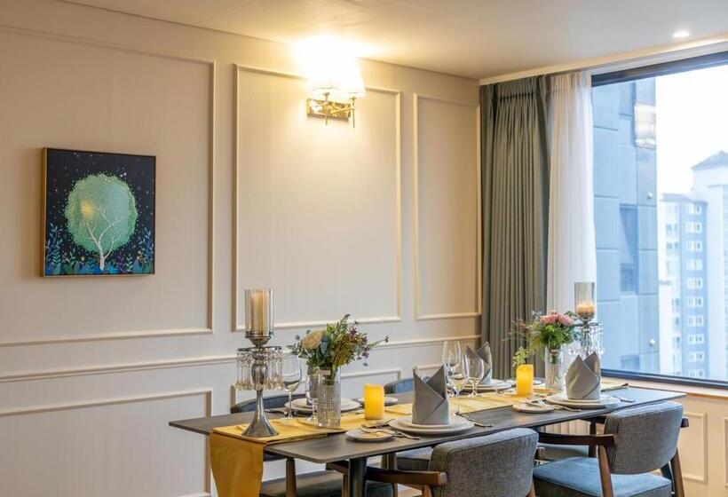 חדר דלוקס, Jk Blossom