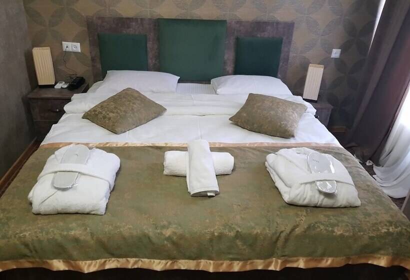 اتاق استاندارد, Makona