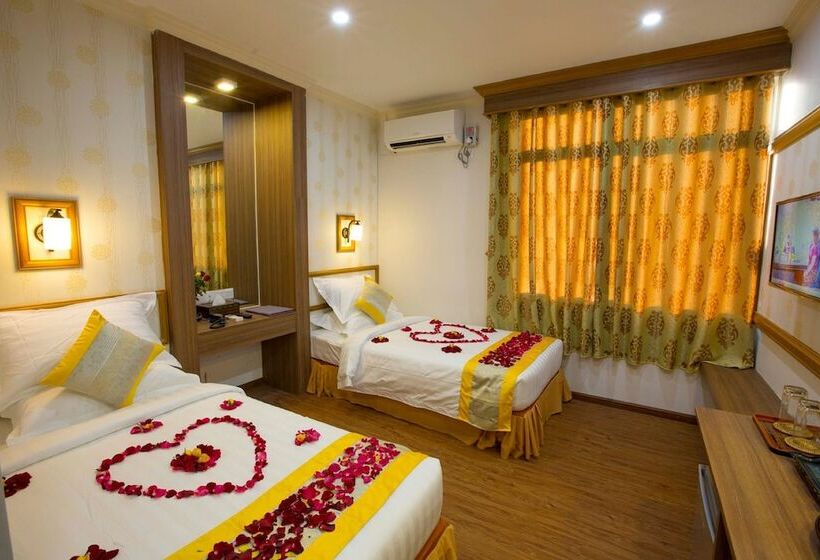 اتاق سوپریور, Orient