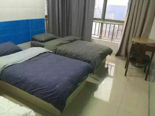 Orta Banyolu Üç Kişilik Standart Oda, Wuhan Worry-free Capsule