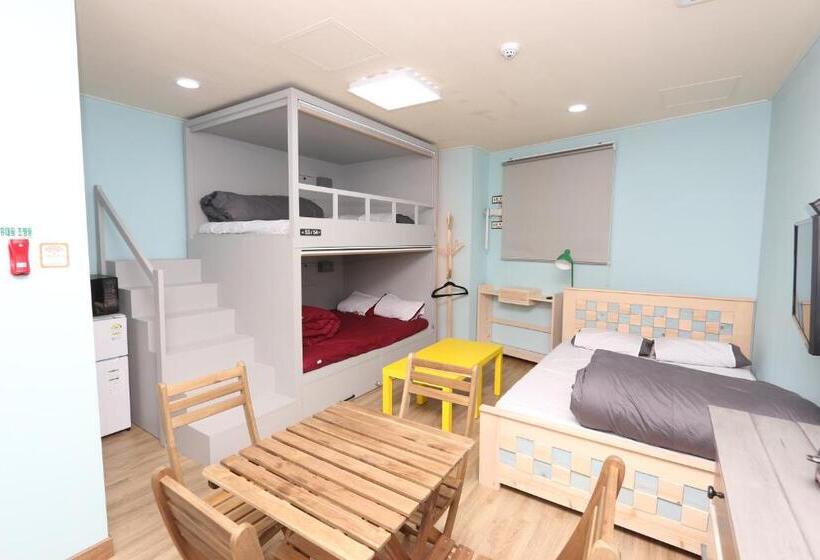 Quarto Familiar, Daegu Midtown Hostel