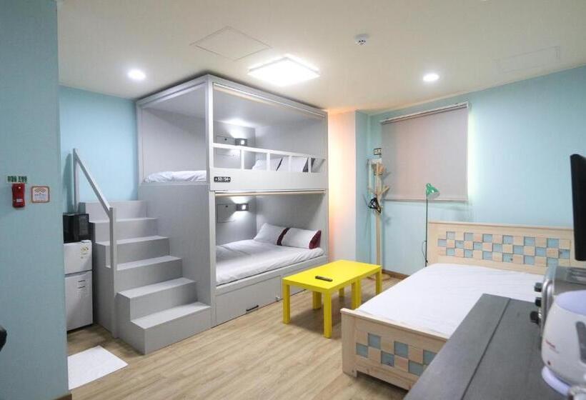 Quarto Familiar, Daegu Midtown Hostel