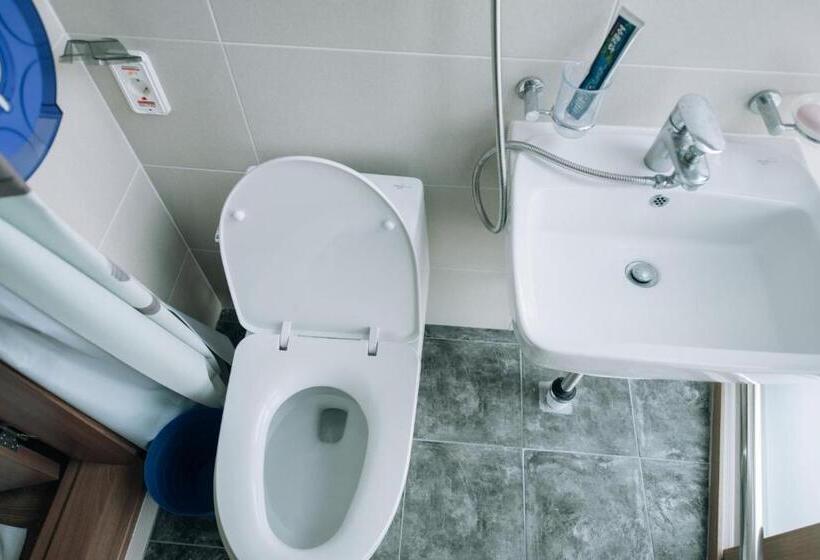 Quarto Triplo Standart, Daegu Midtown Hostel